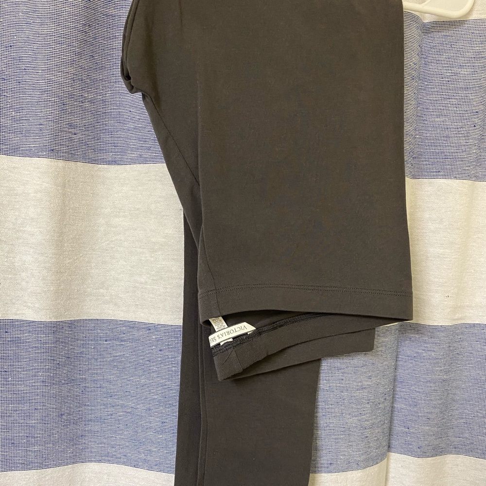 Victoria secret leggings medium